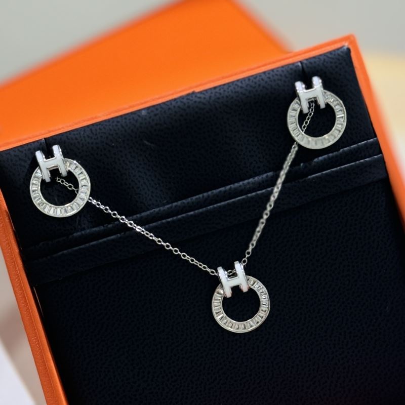 Hermes Necklaces